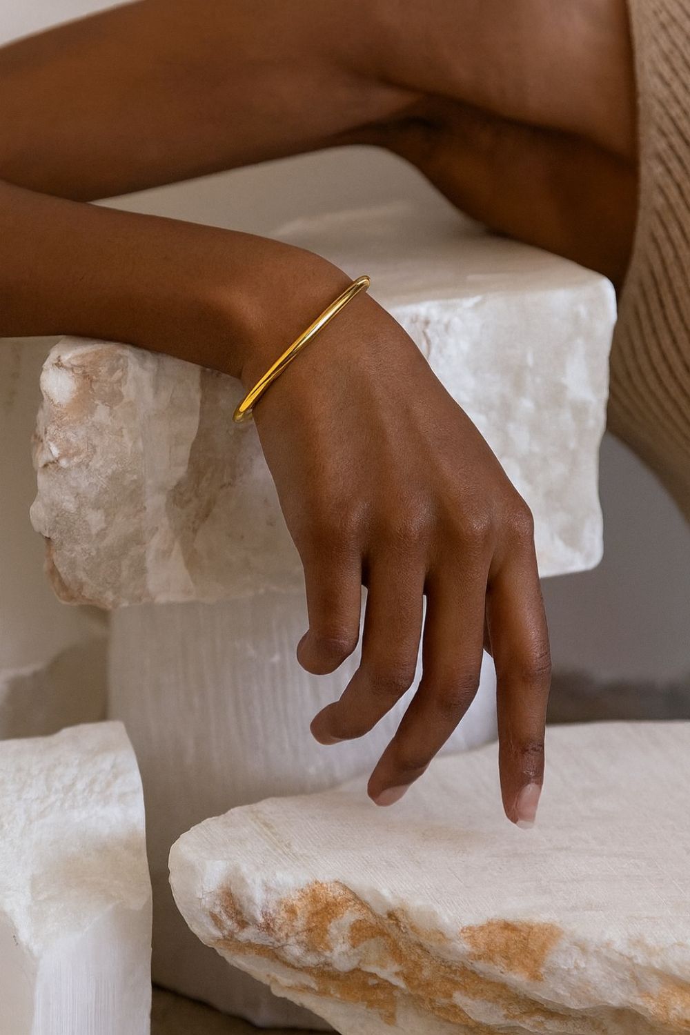 Ava Plain Bangle