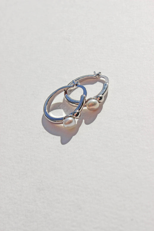 Peyton Pearl Earrings