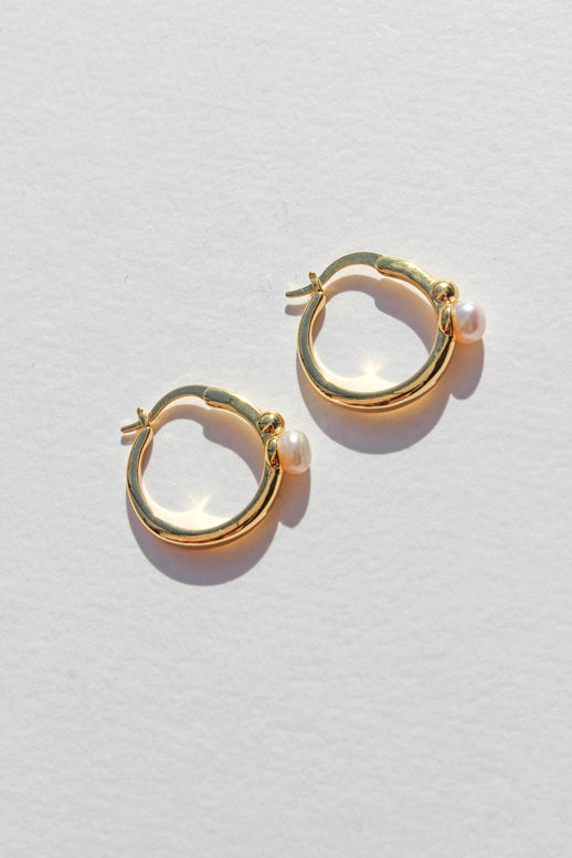 Peyton Pearl Earrings