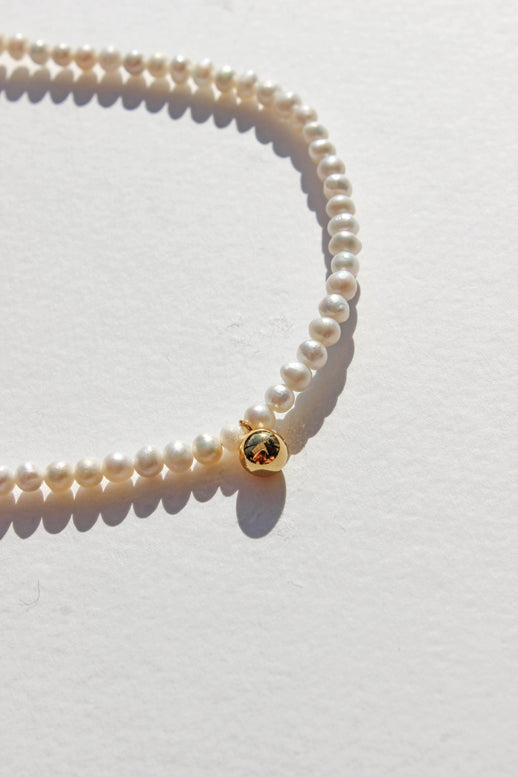 Bella Pearl Necklace