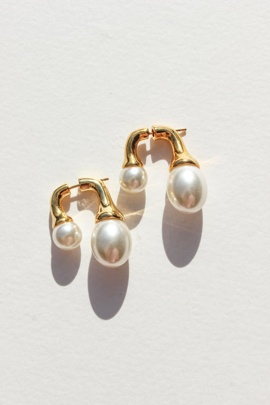 Sienna Pearl Earrings