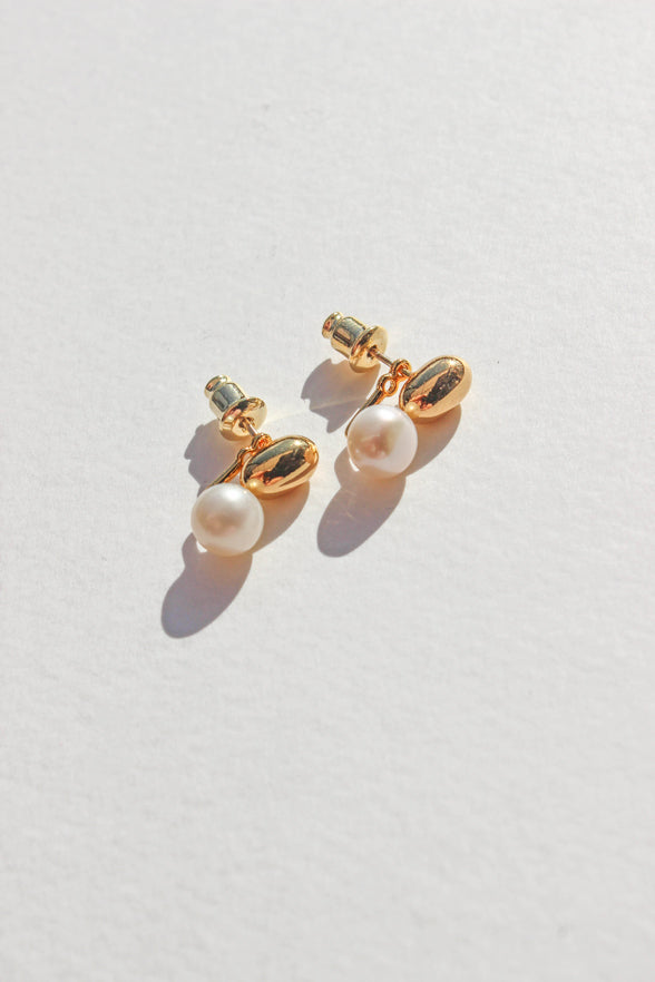 Eleanor Stud Earrings