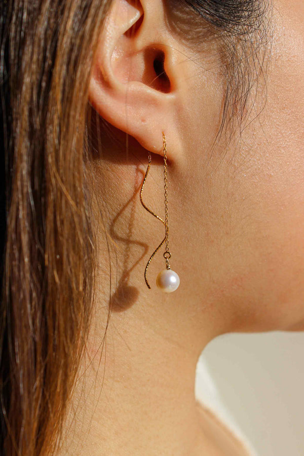 Avery Threader Earrings