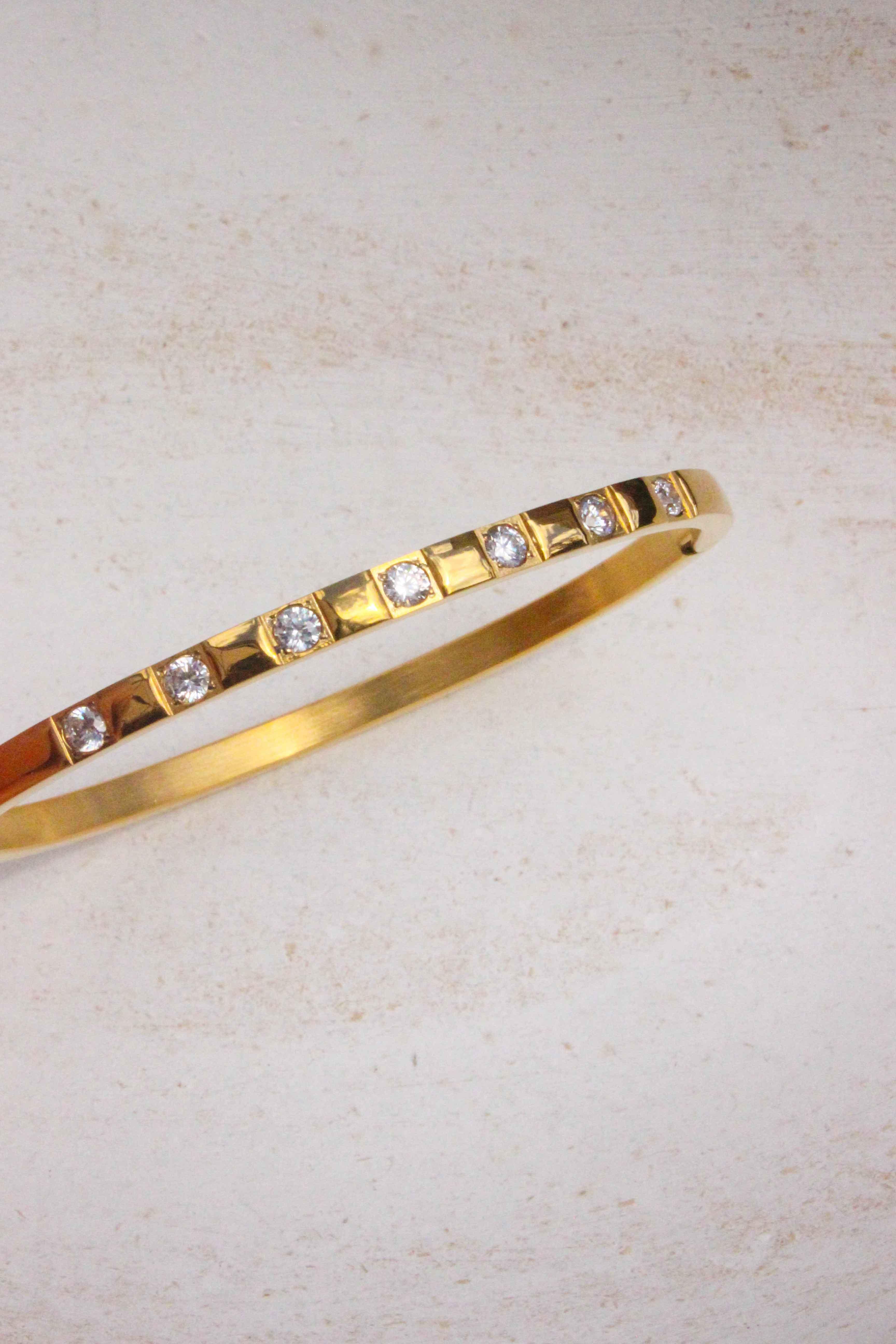 Quinn Bangle - Complete. Studio