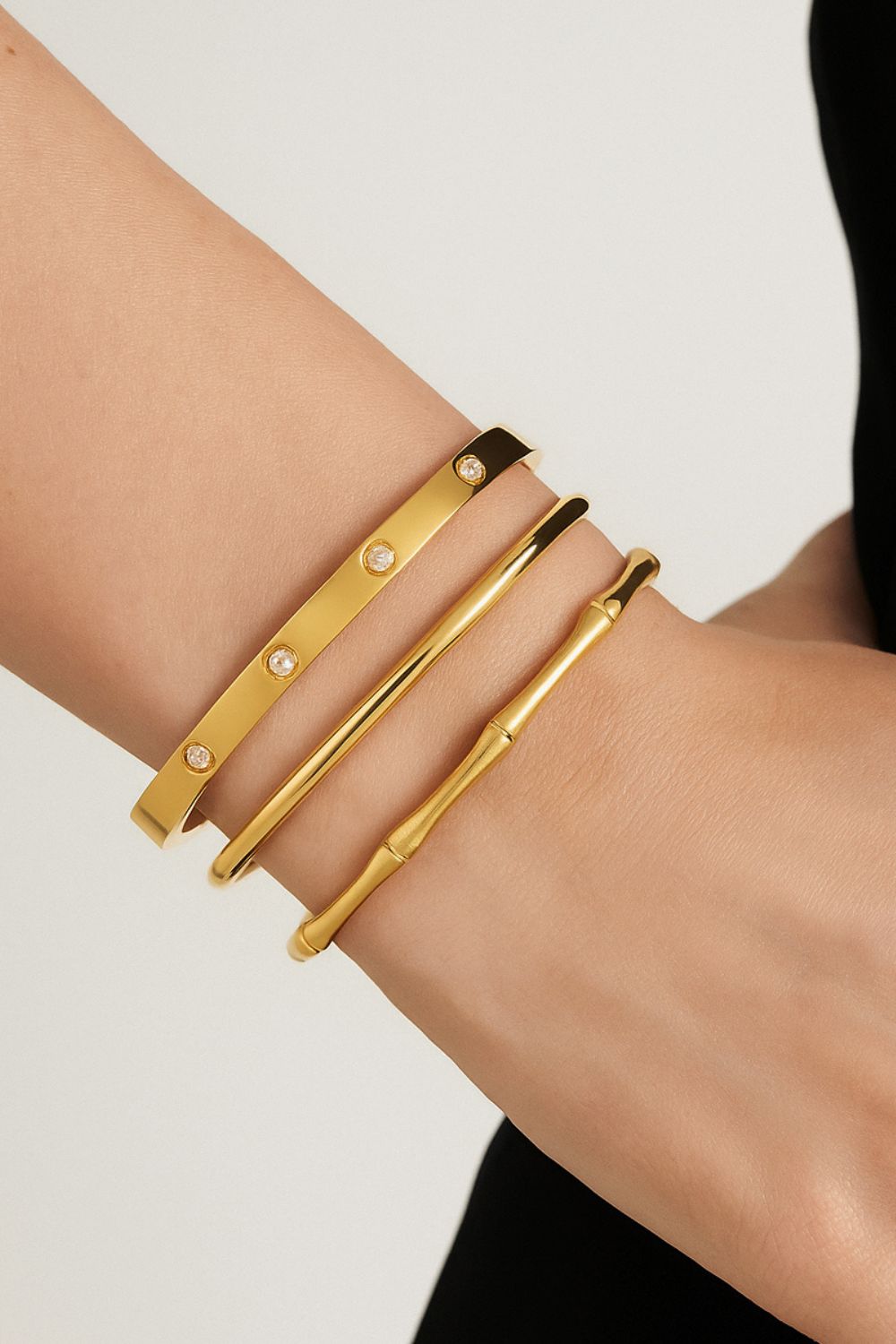 Gracia Gold Bangle
