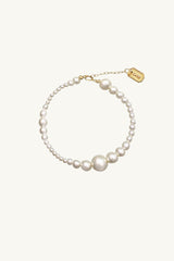 Enchanting Pearl Bracelet