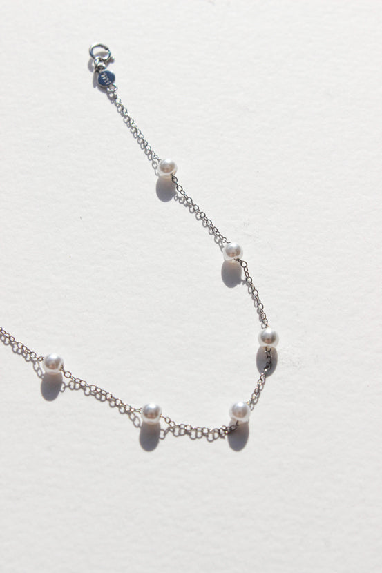 Luna Pearl Bracelet