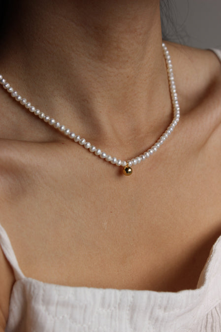 Bella Pearl Necklace