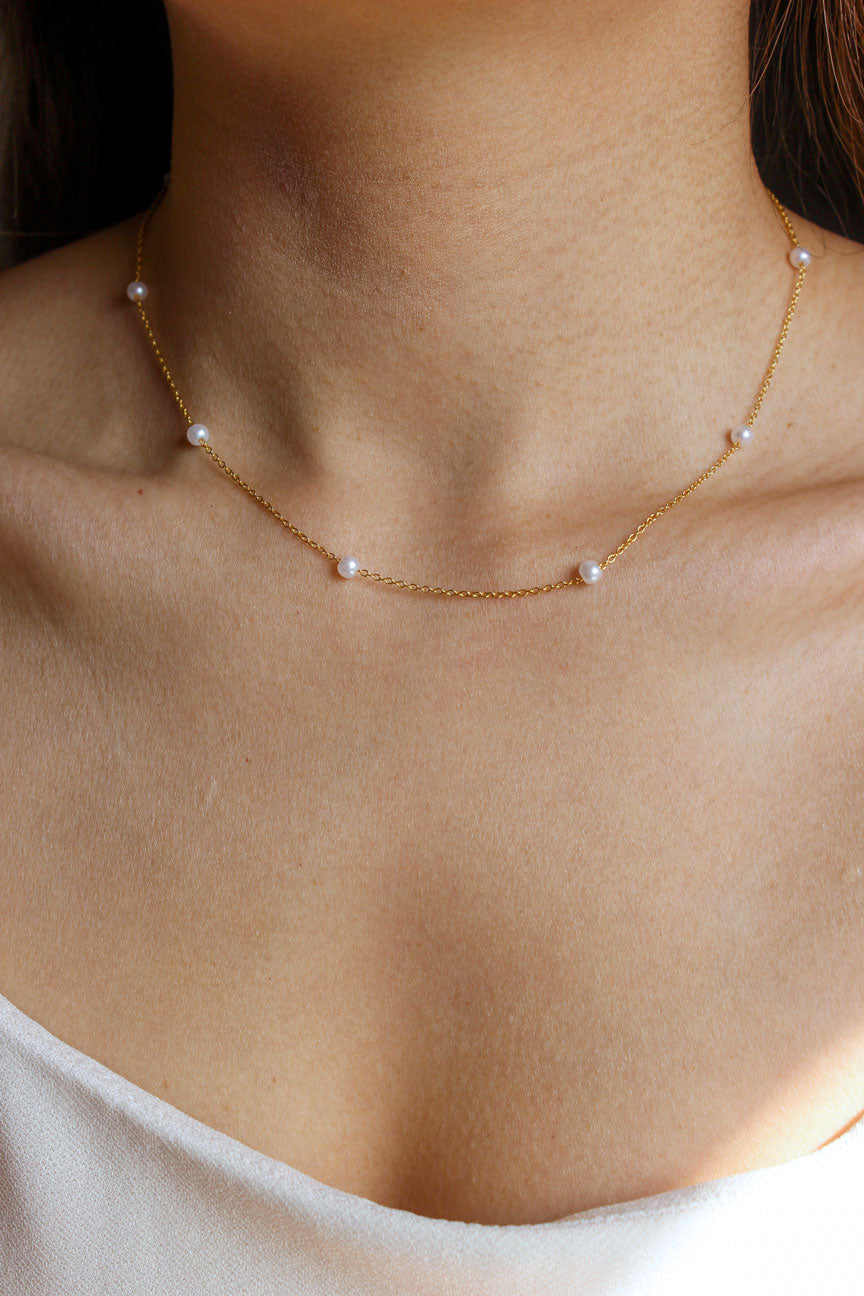 Luna Pearl Necklace