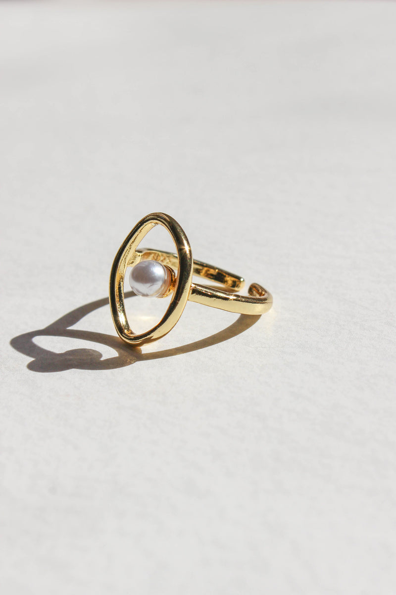 Round Pearl Ring