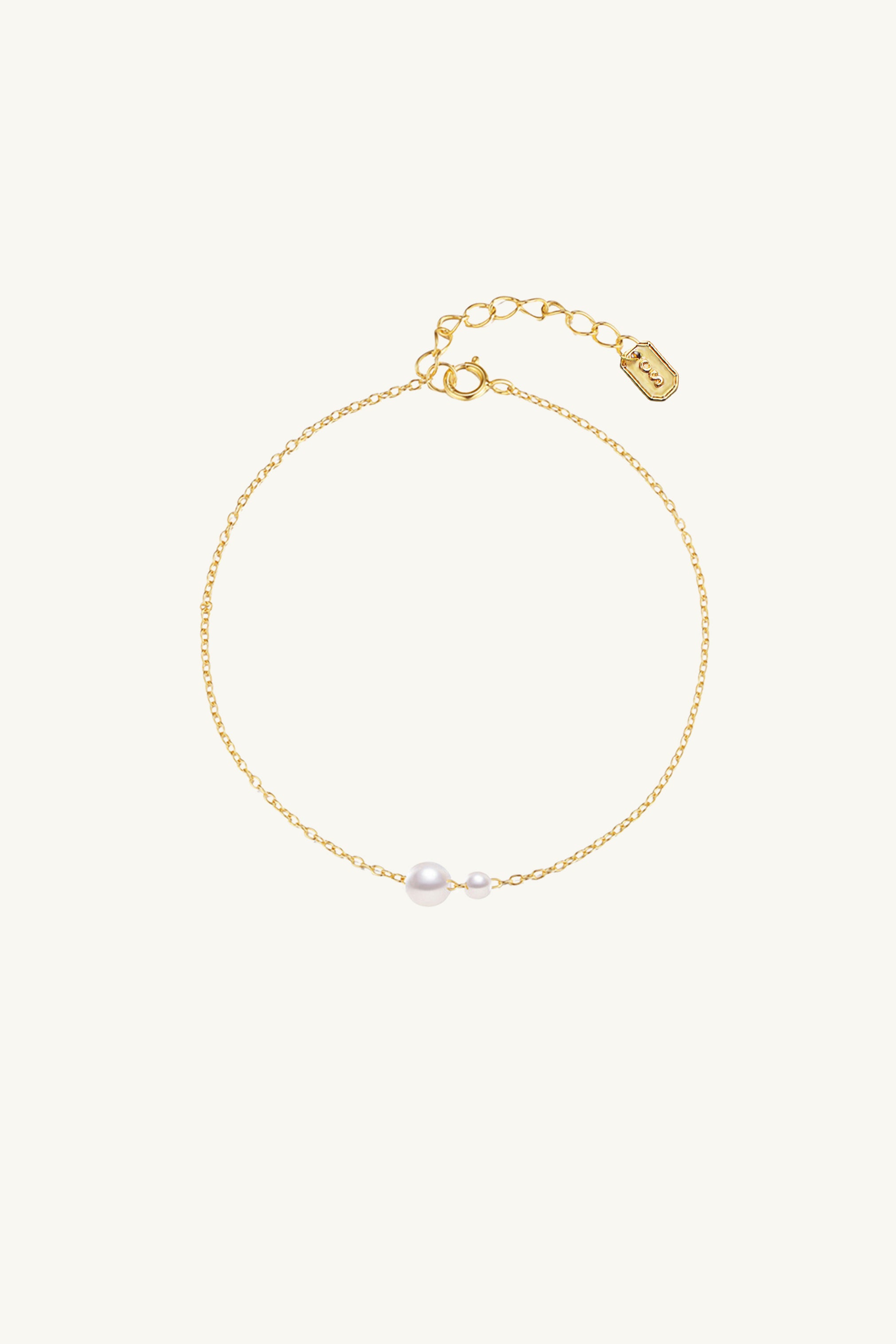 Willa Pearl Necklace and Bracelet Set