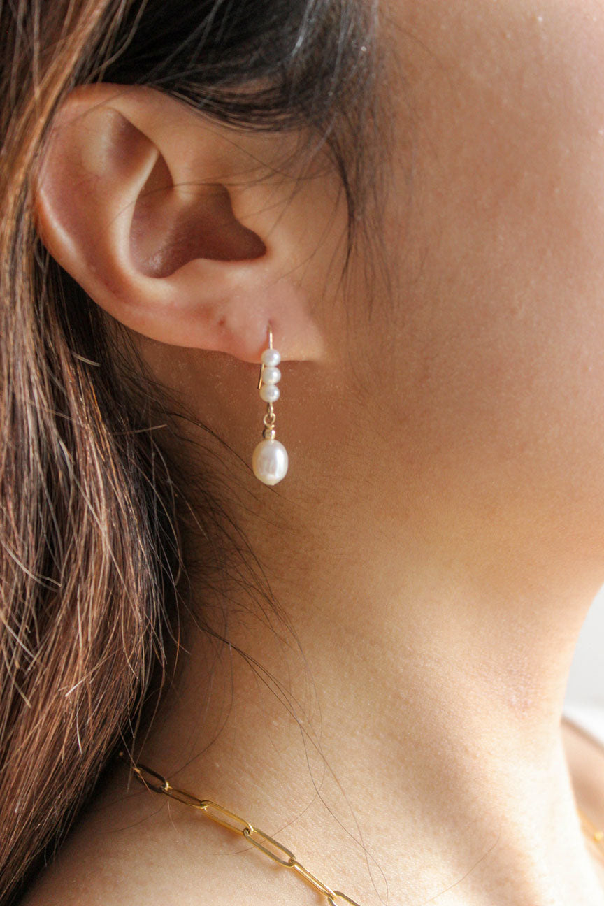 Thalia Pearl Earrings