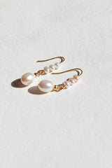 Thalia Pearl Earrings