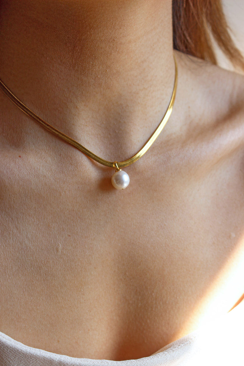 Serpentine Pearl Necklace