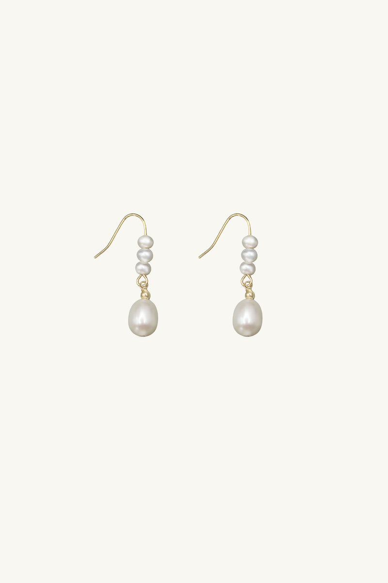 Thalia Pearl Earrings