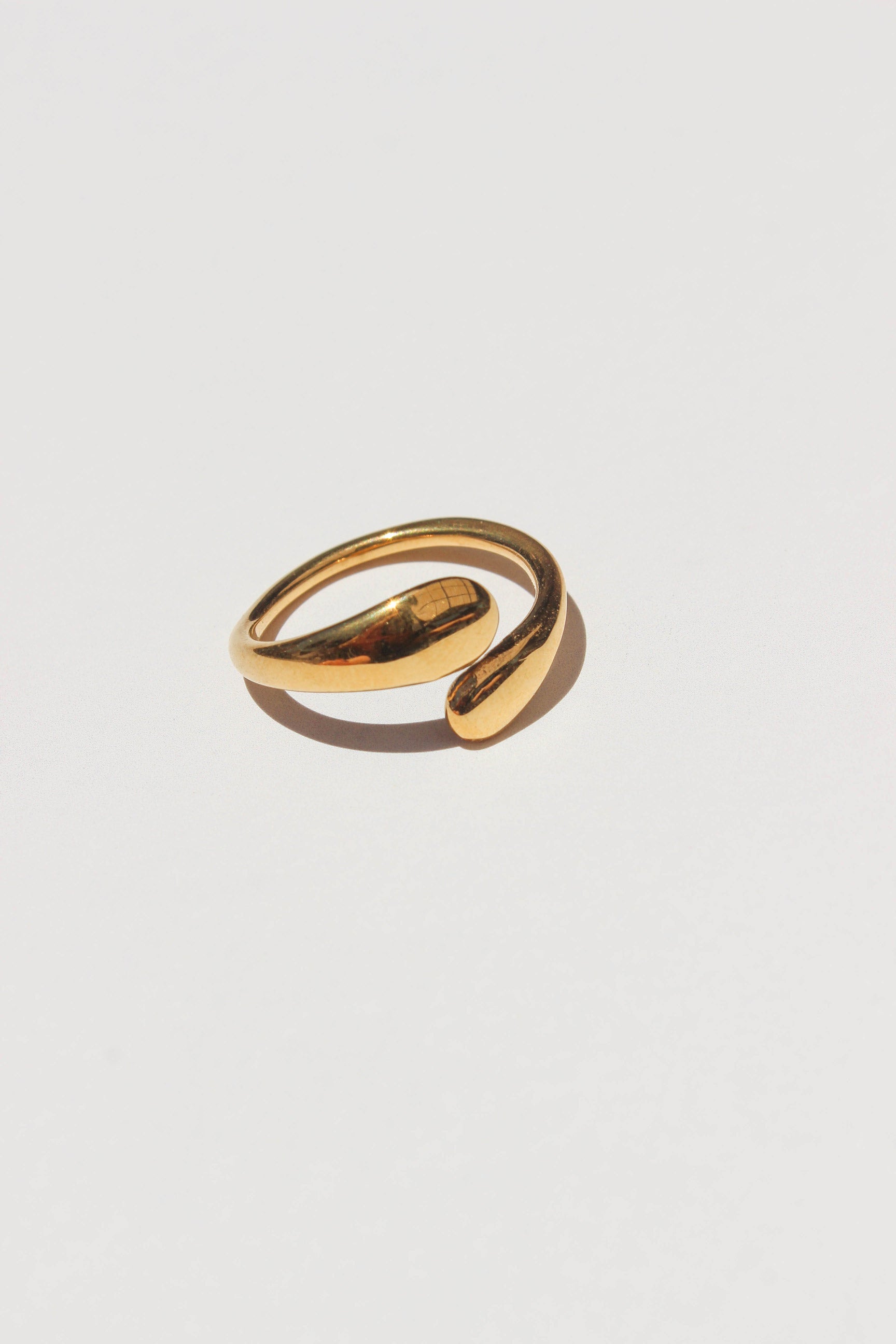 Selene Wave Ring