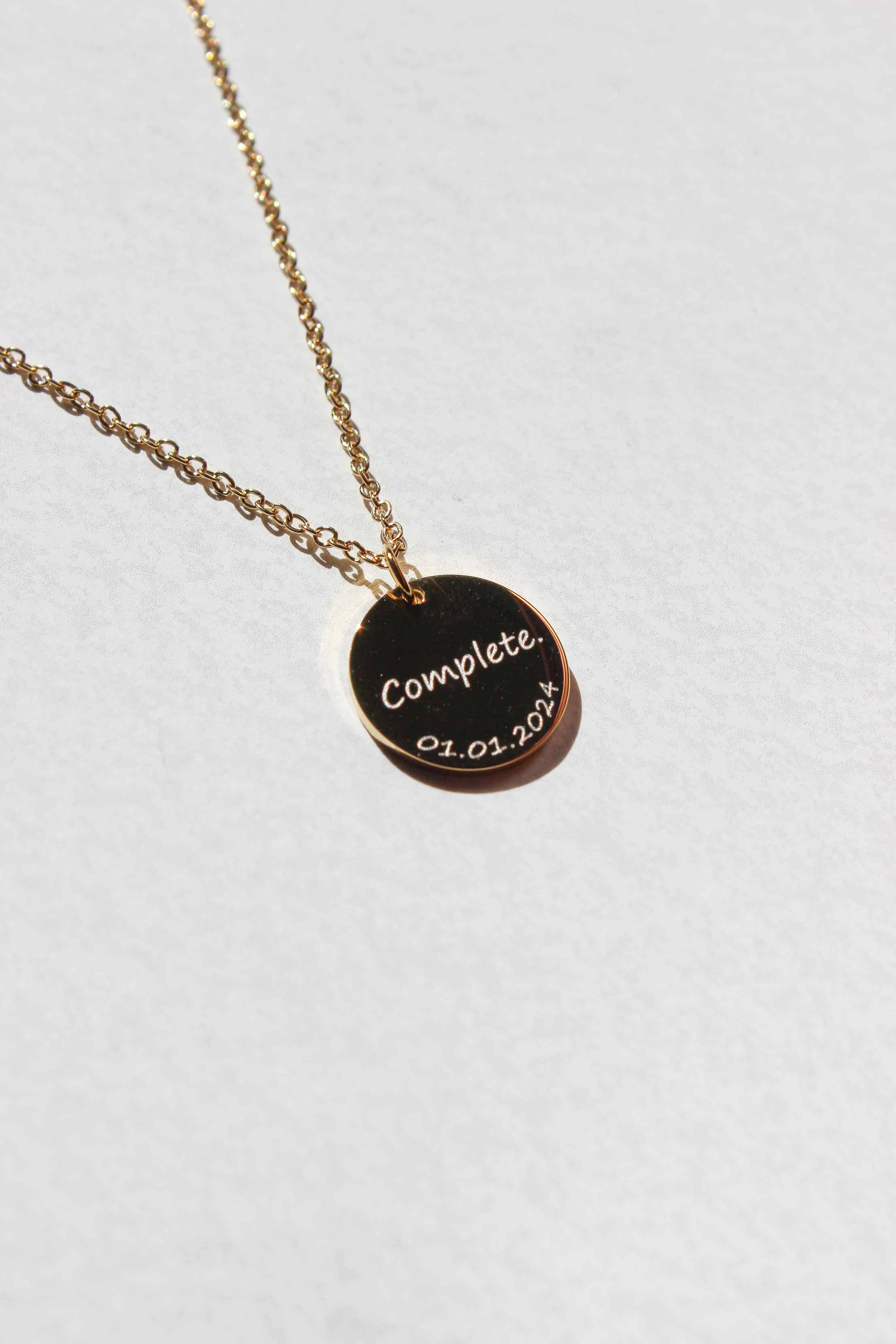 [PREORDER] Classic Pendant Necklace With Engraving Complete. Studio