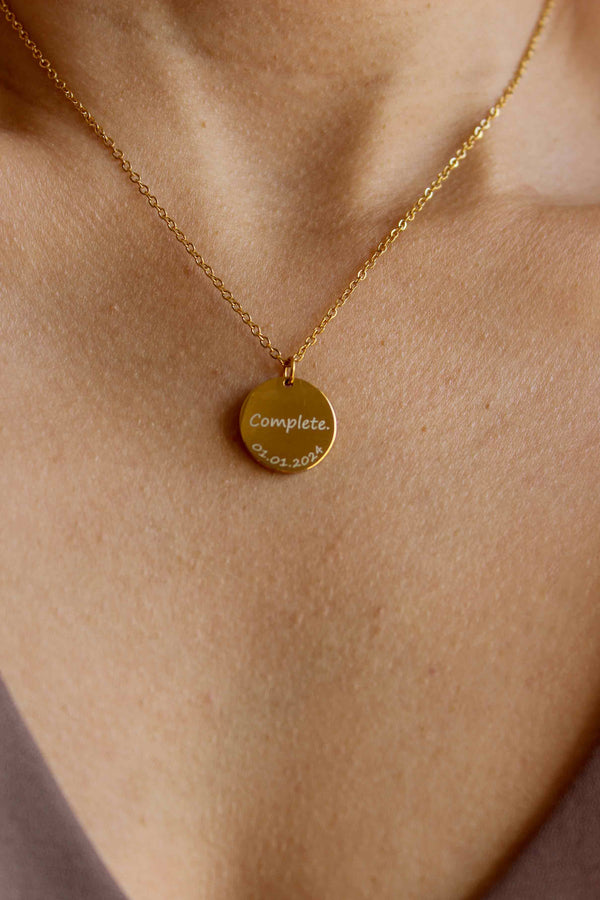 [PRE-ORDER] Classic Pendant Necklace With Engraving