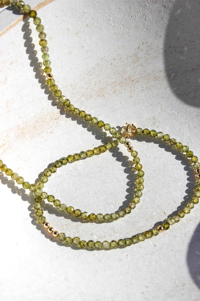 Mossy Meadow Necklace and Bracelet Set