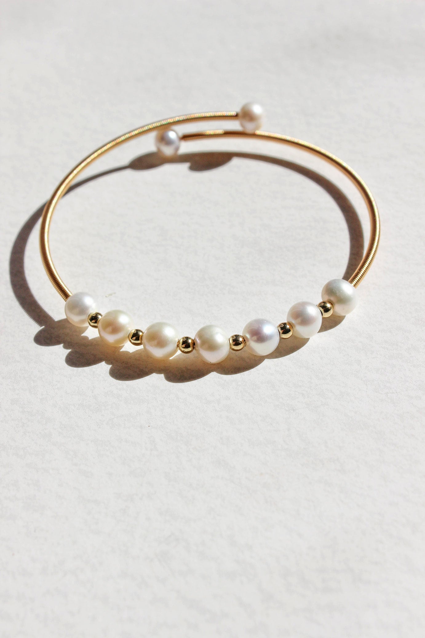 Gleaming Pearl Bangle