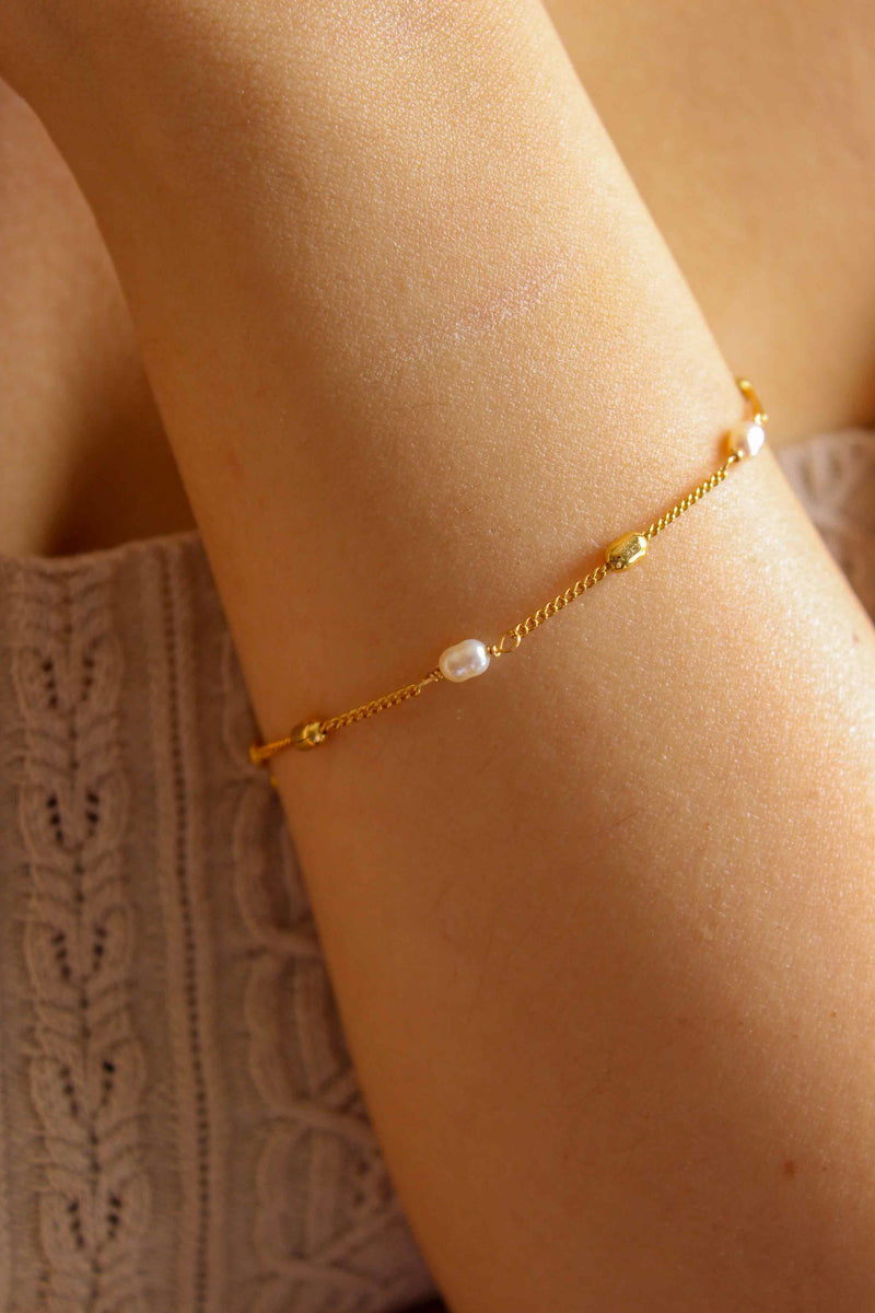 Marcie Pearl Bracelet