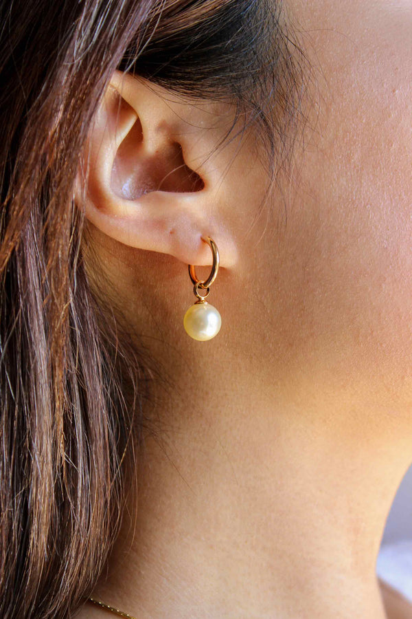 Flawless Pearl Hoop Earrings