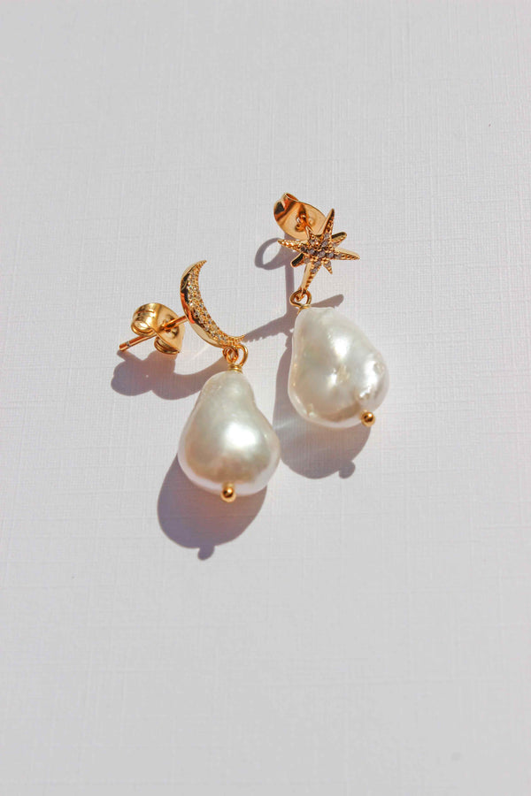 Gabriella Pearl Earrings