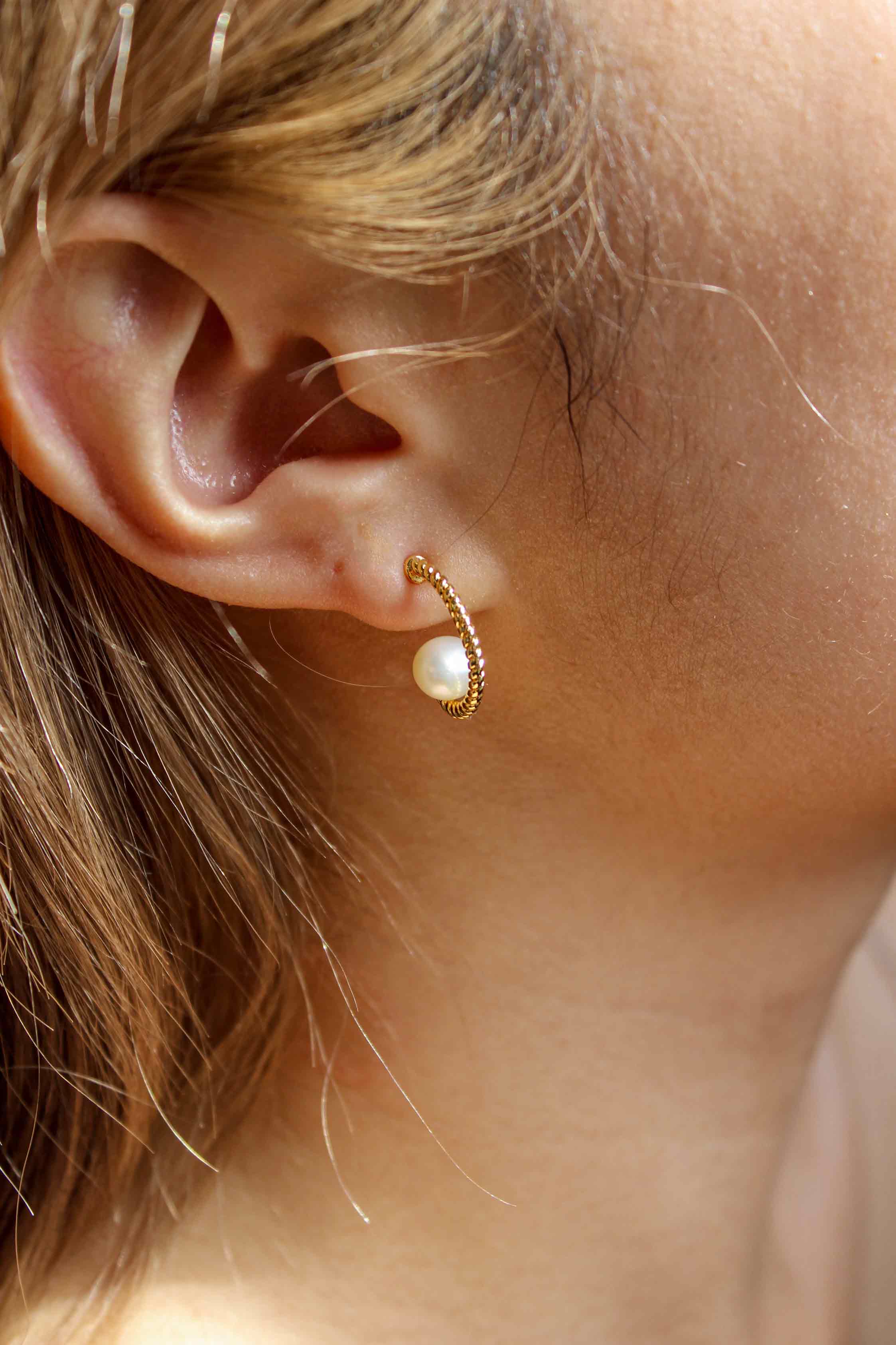 Clementine Pearl Earrings