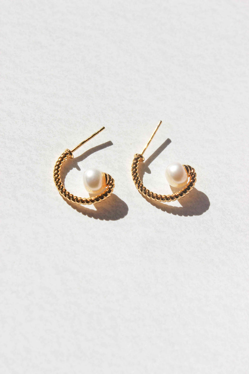 Clementine Pearl Earrings
