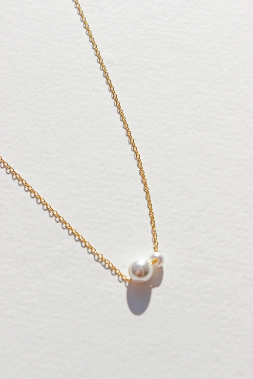 Willa Pearl Necklace and Bracelet Set