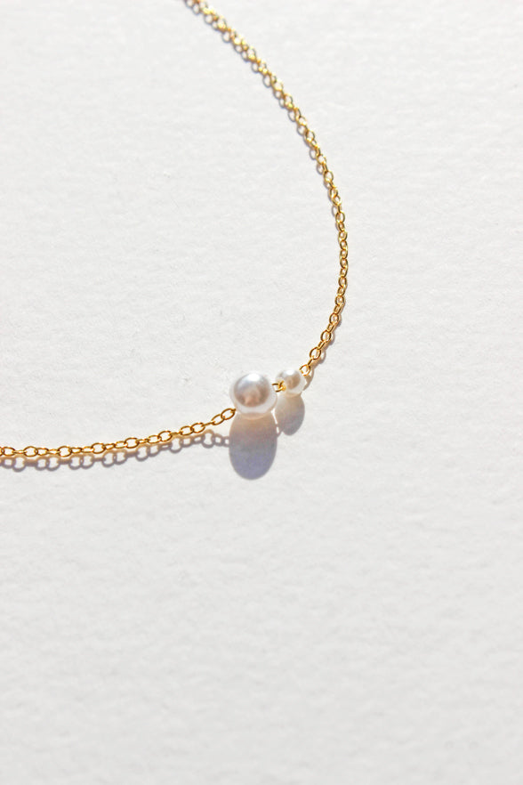 Willa Pearl Necklace and Bracelet Set