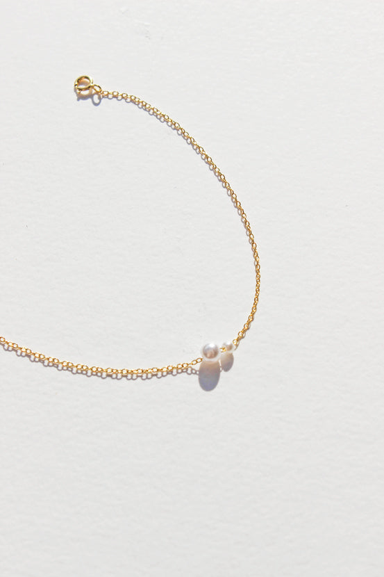 Willa Pearl Necklace and Bracelet Set