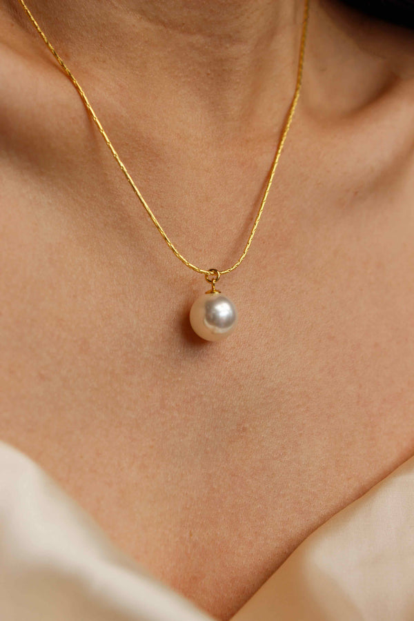 Seraphina Pearl Necklace