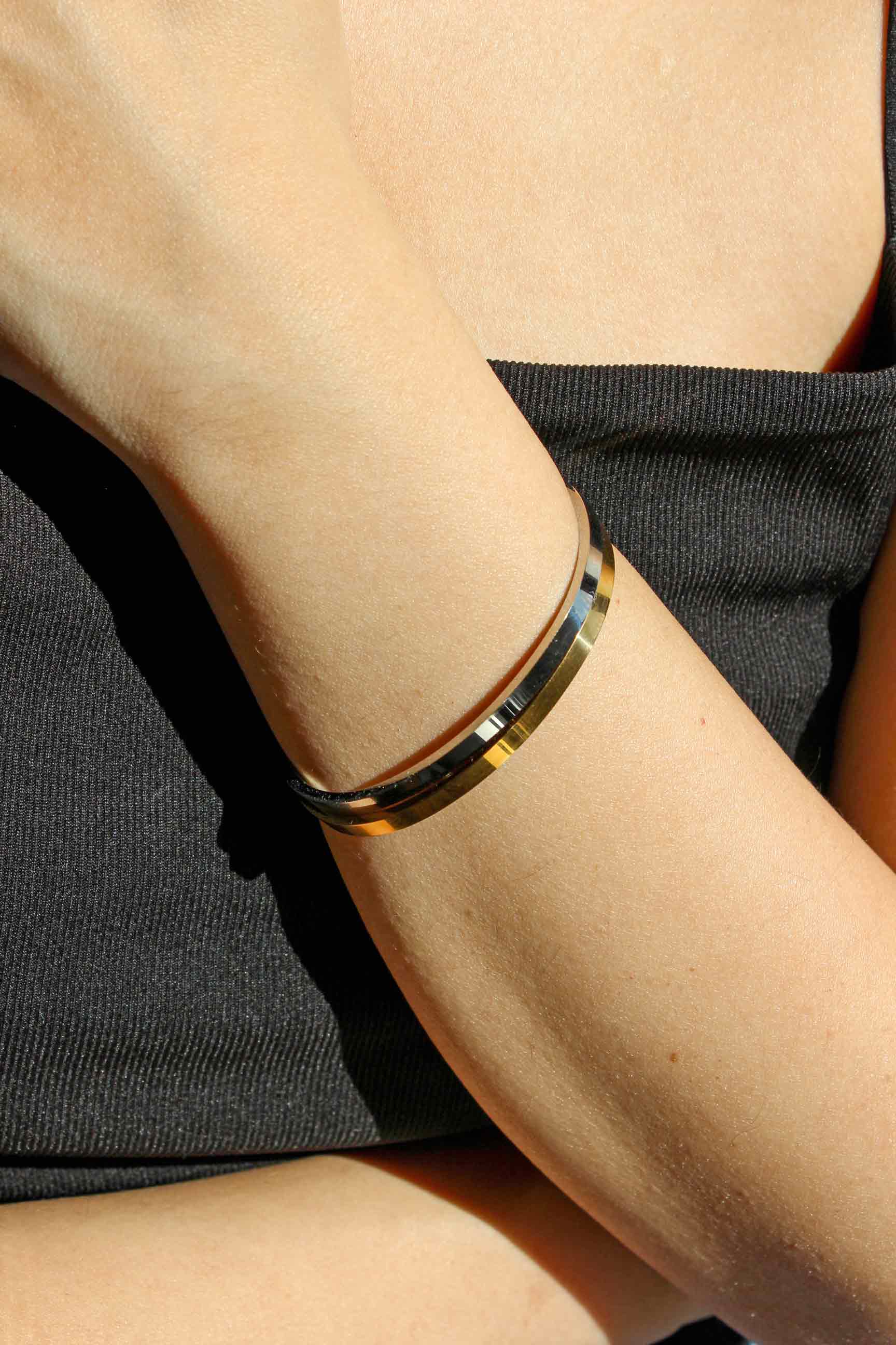 Classic Plain Bangle