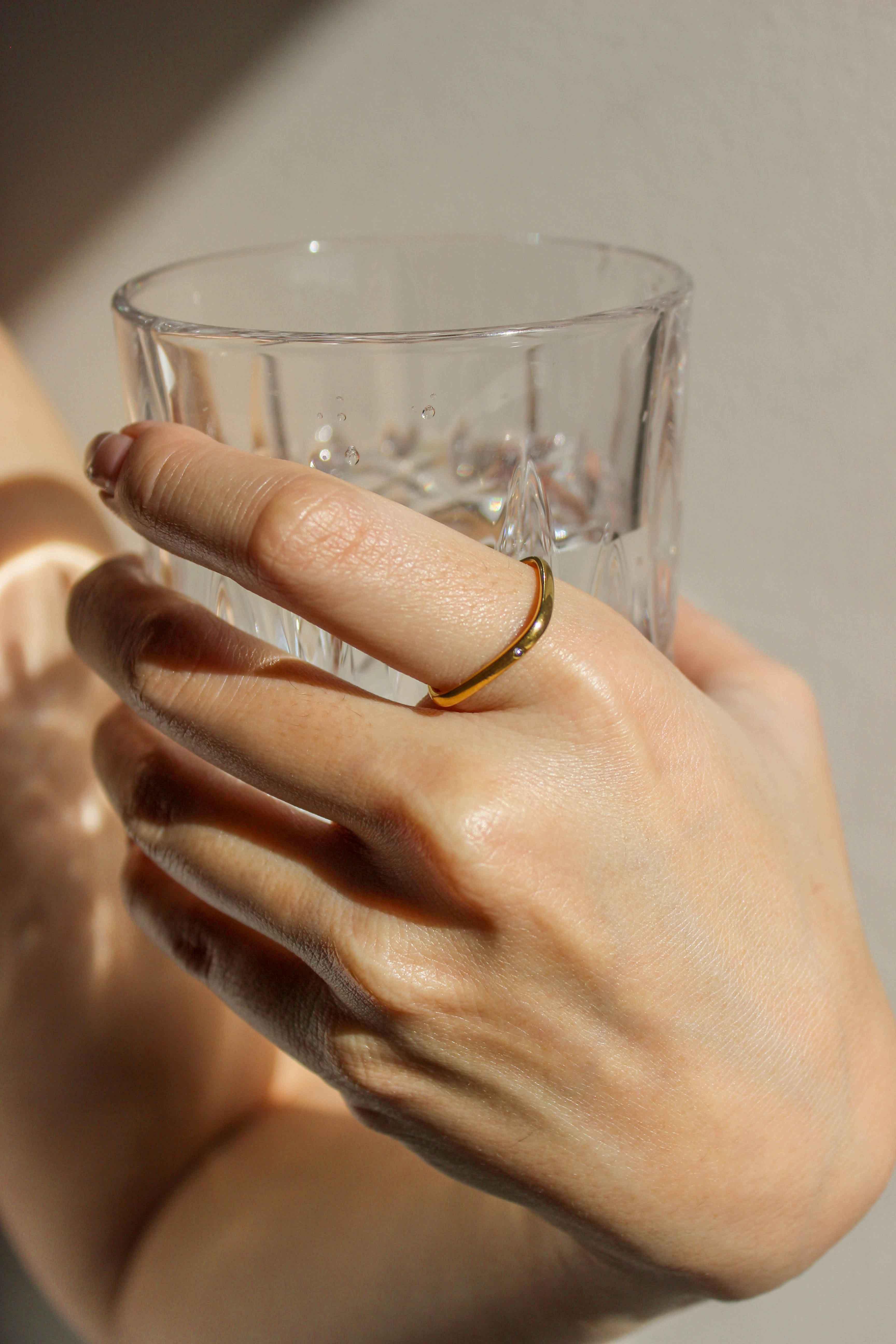 Amelia Ring - Complete. Studio