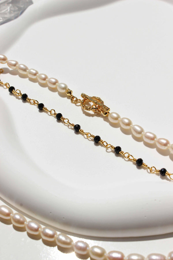 Magical Pearl Necklaces Stack - Complete. Studio